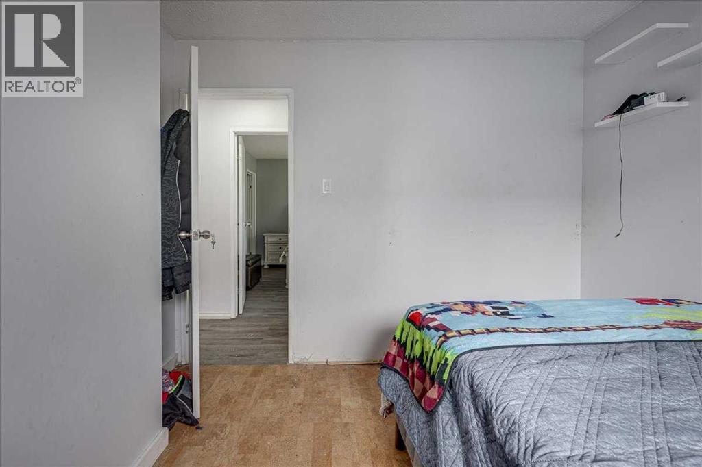 3811 52 Avenue - 27