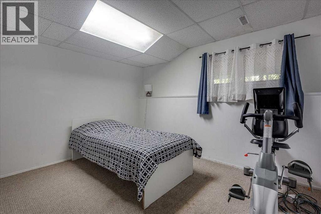3811 52 Avenue - 42