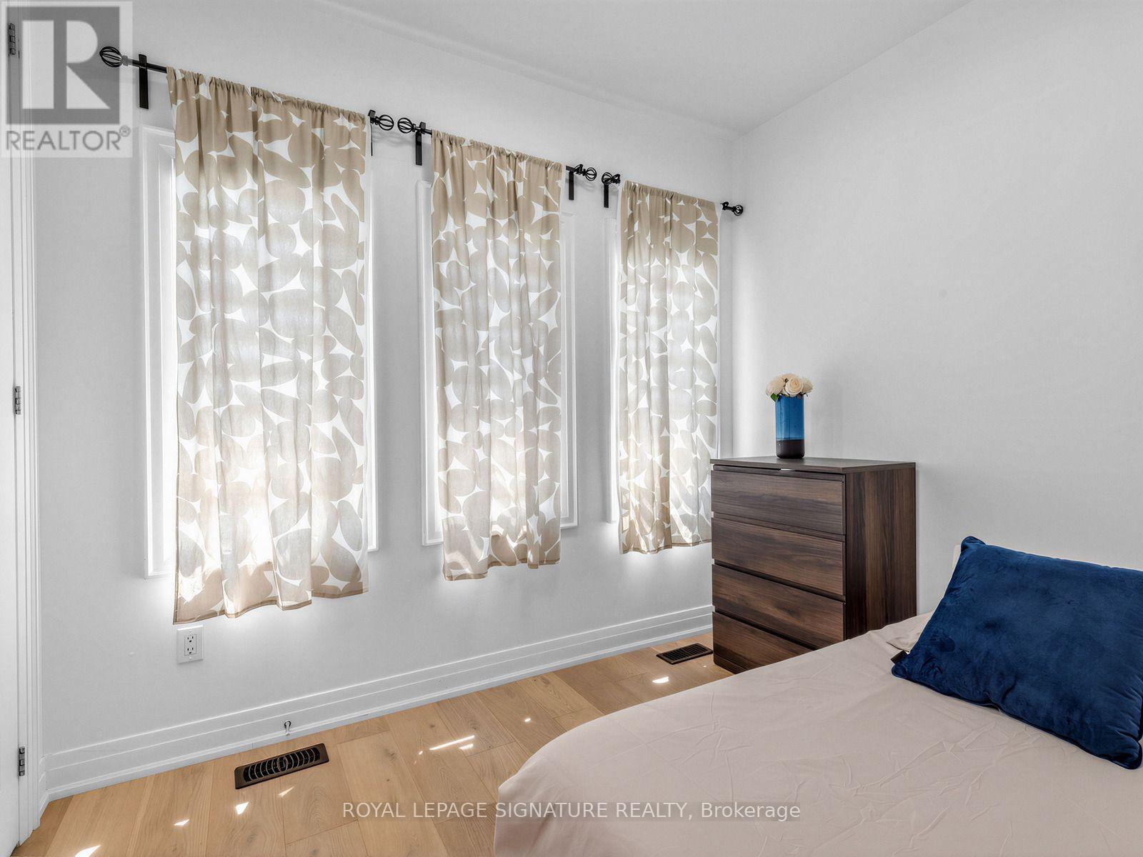 308 KING ROAD - 26