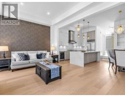 Family room - 308 King Road, Richmond Hill, ON L4E1H4 Photo 10