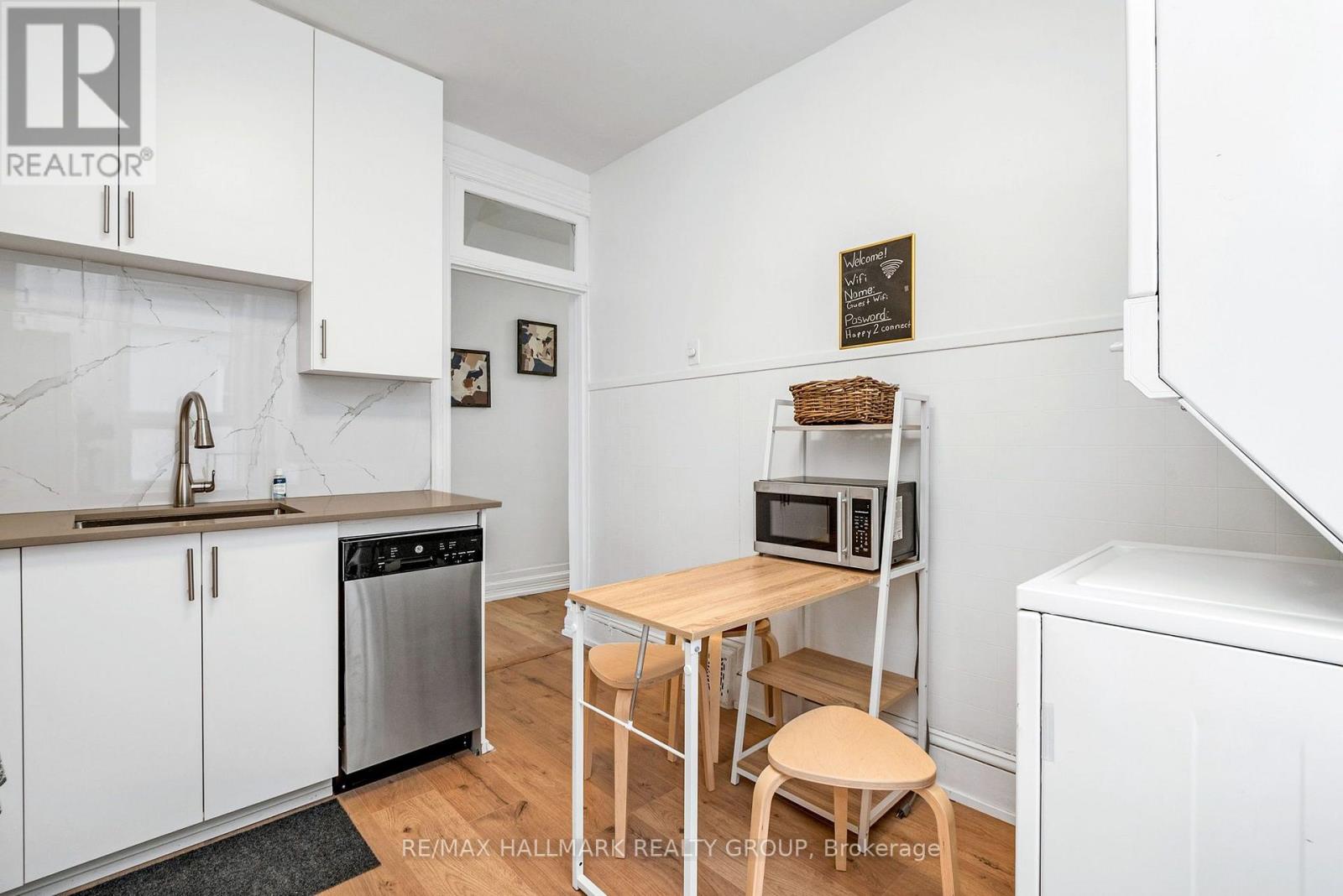 2 Bed, 1 Bath Multi-Family for Rent in Ottawa – UNIT 2 – 277 ARLINGTON AVENUE, Ottawa – MLS# X13654914 - Image 18