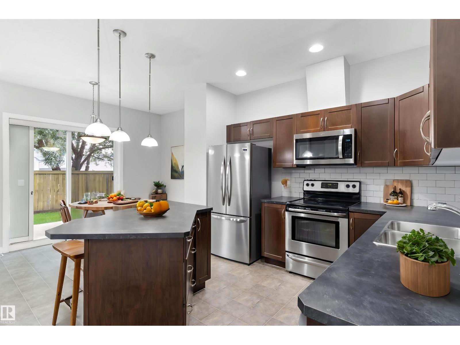 7 13825 155 Avenue NW - Photo 19