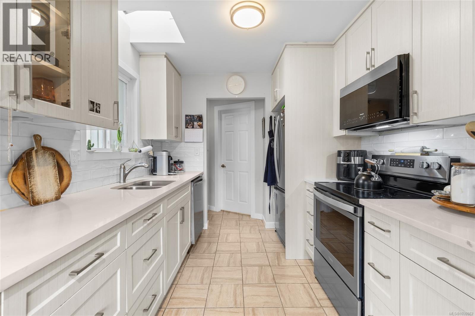 661 Marlisa Pl - Image 10