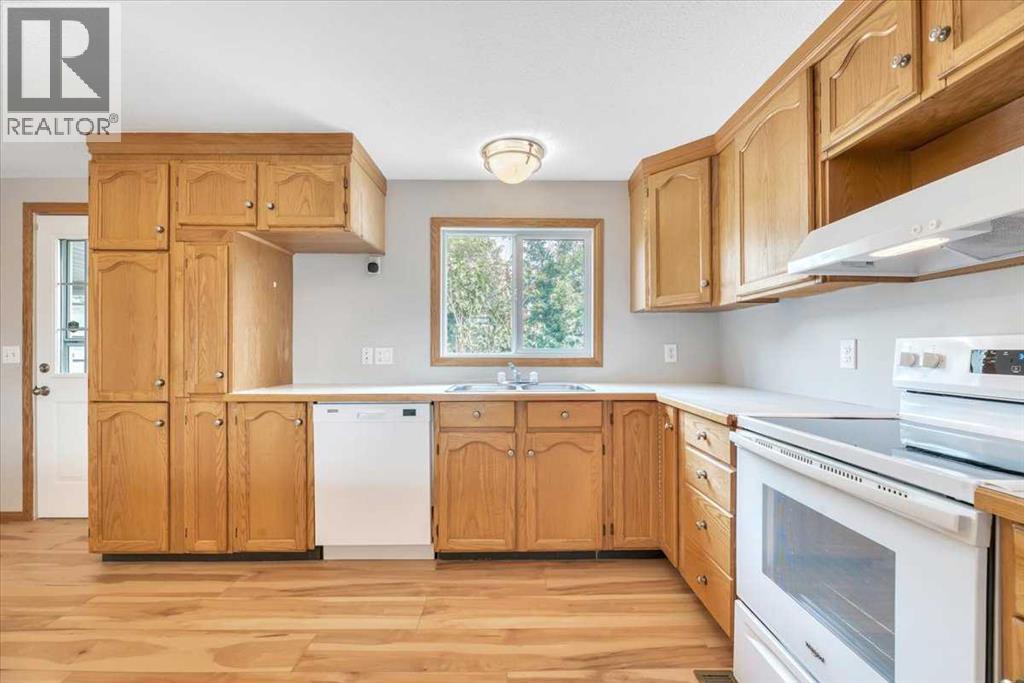 812 Brentwood Crescent - 16