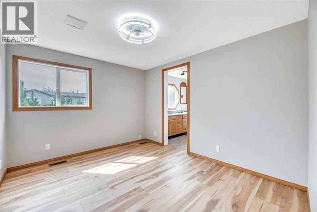 812 Brentwood Crescent - 23