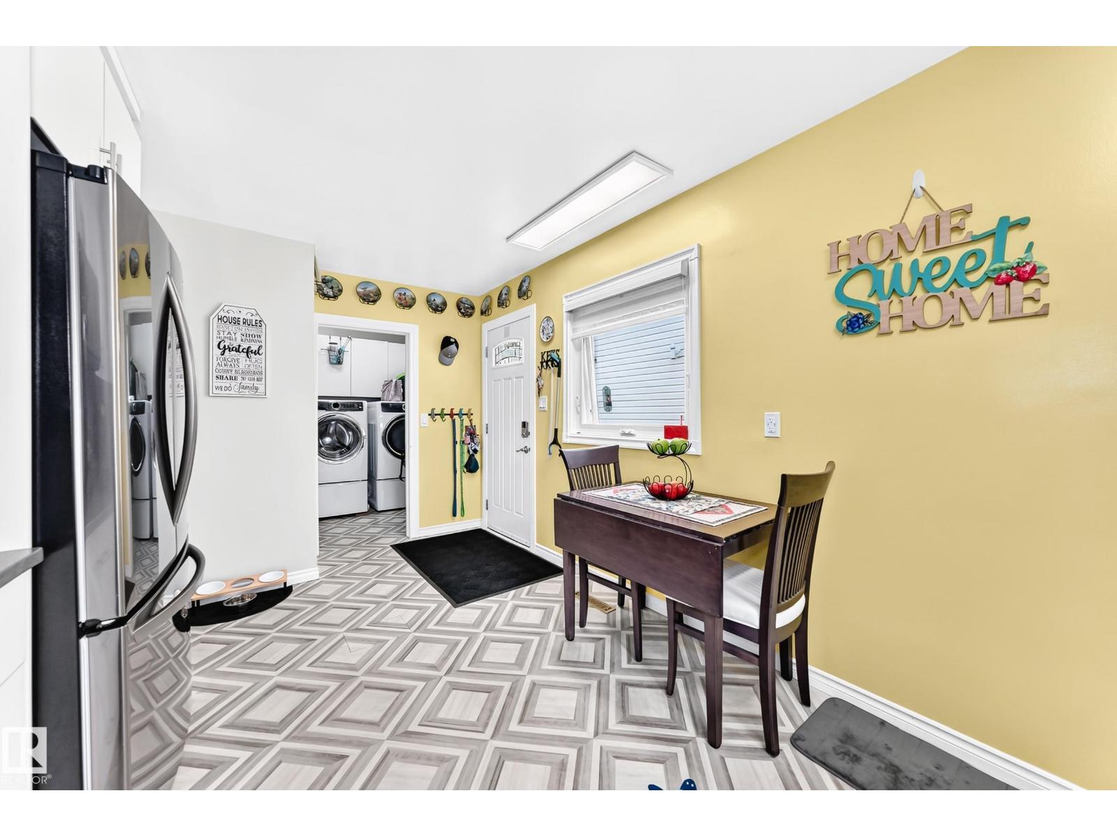 10524 128 AV NW - Image 14