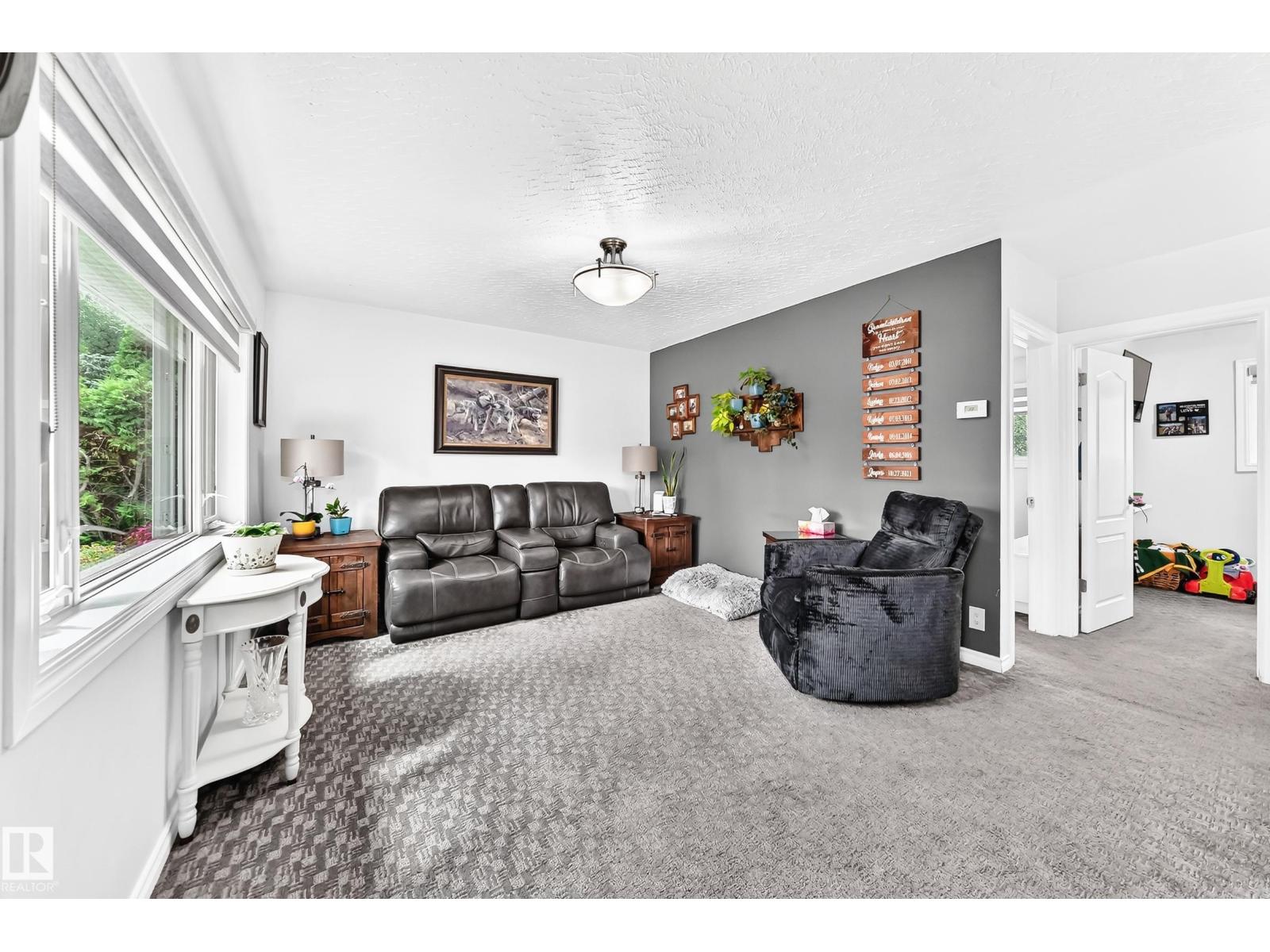 10524 128 AV NW - Image 10