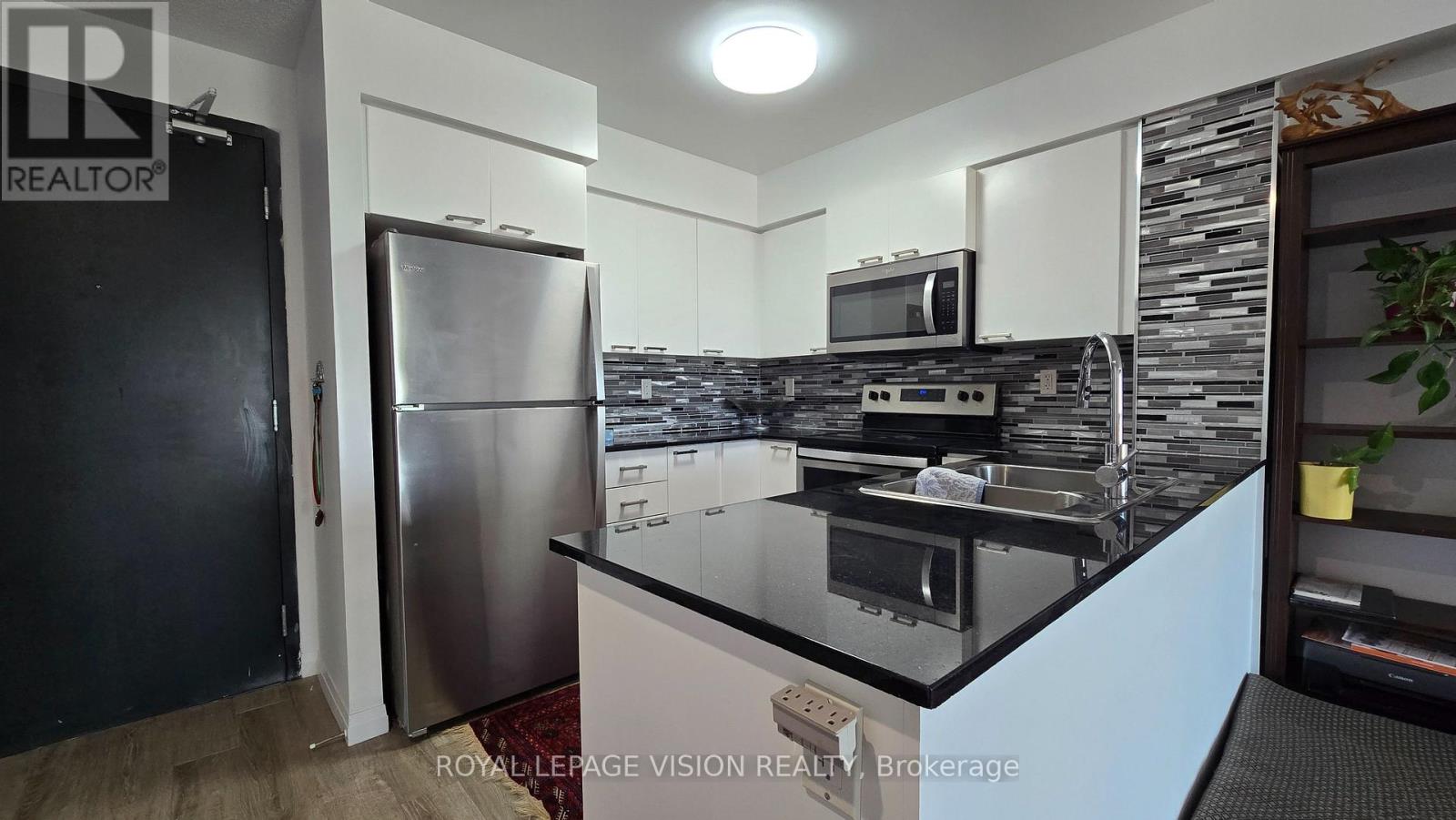 #1812 2150 LAWRENCE AVENUE E - 12