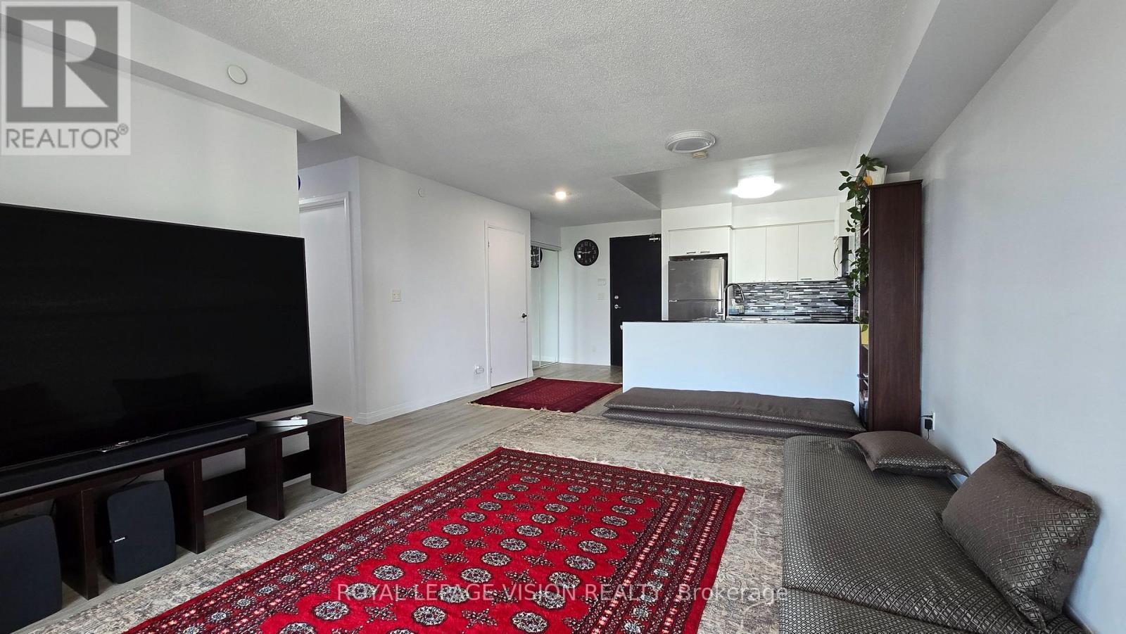 #1812 2150 LAWRENCE AVENUE E - 19
