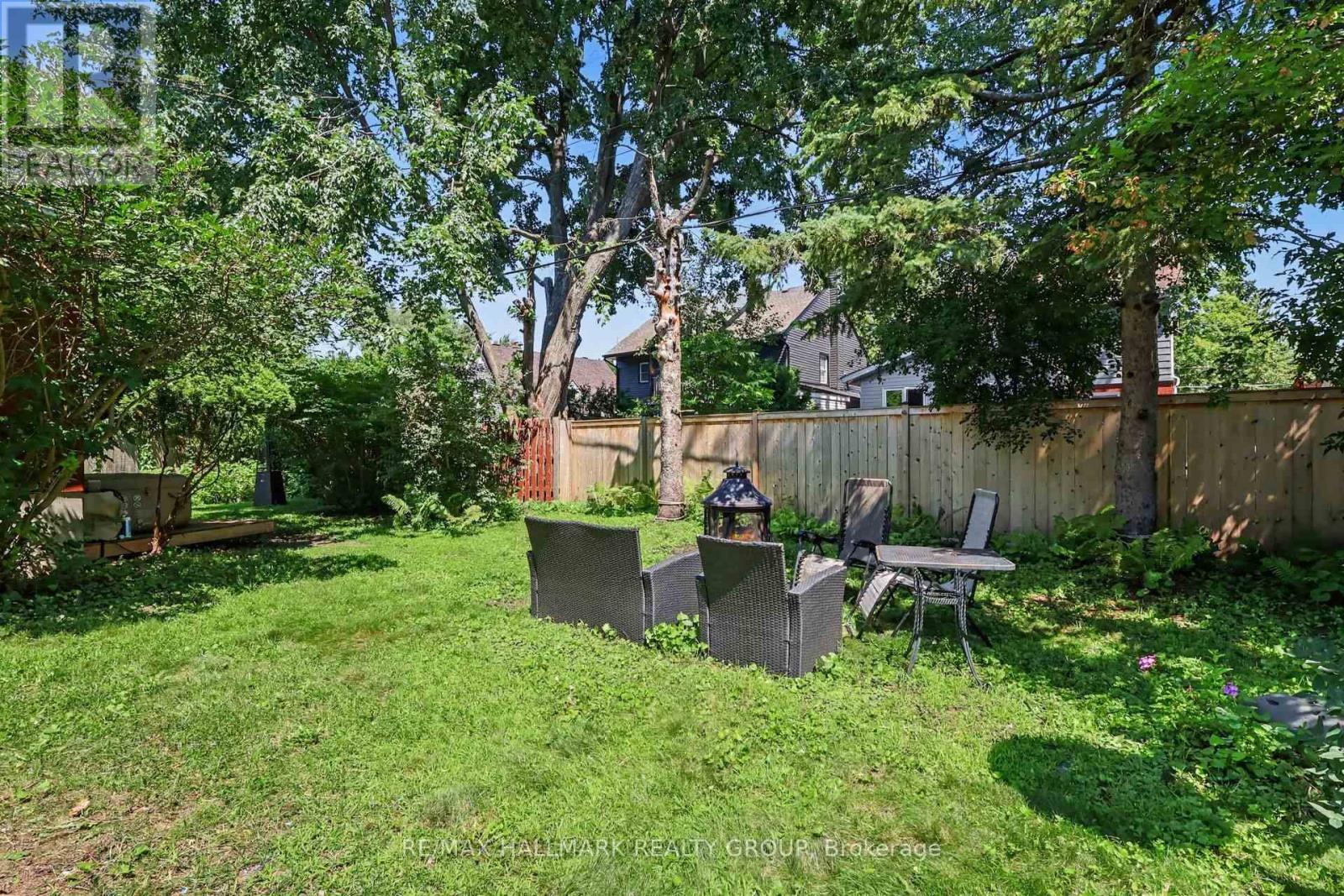 3 Bed, 2 Bath House for Sale in Ottawa – 173 WINGHAM PLACE, Ottawa – MLS# X13647710 - Image 27