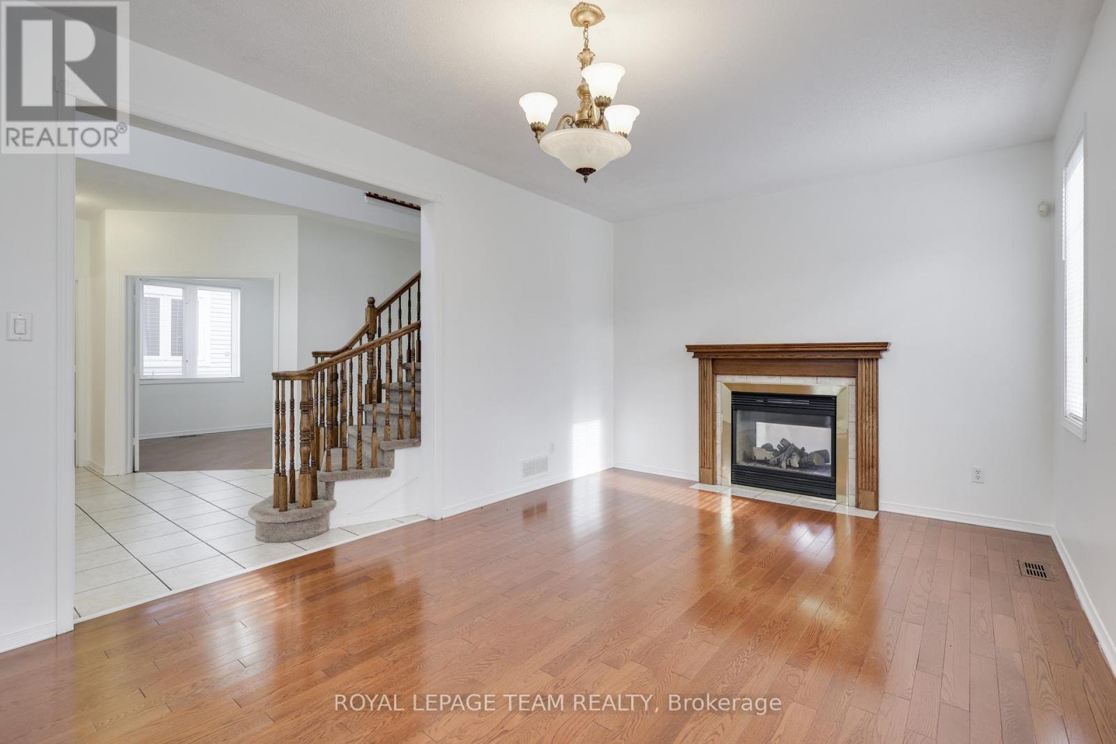 5 Bed, 4 Bath House for Rent in Ottawa – 35 NORGOLD CRESCENT, Ottawa – MLS# X13655604 - Image 10