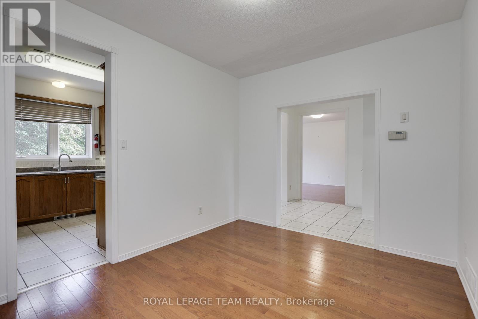 5 Bed, 4 Bath House for Rent in Ottawa – 35 NORGOLD CRESCENT, Ottawa – MLS# X13655604 - Image 21