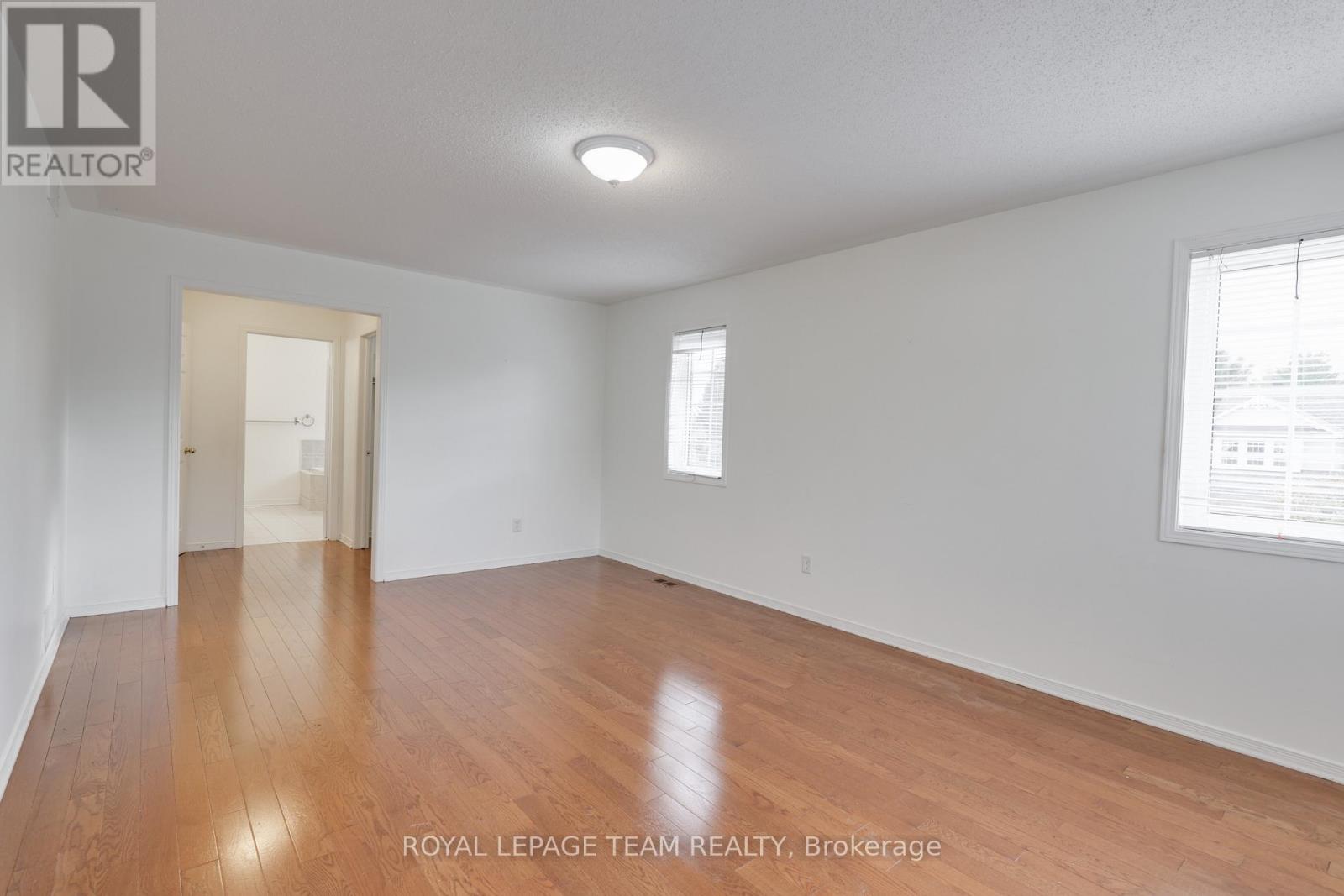 5 Bed, 4 Bath House for Rent in Ottawa – 35 NORGOLD CRESCENT, Ottawa – MLS# X13655604 - Image 30