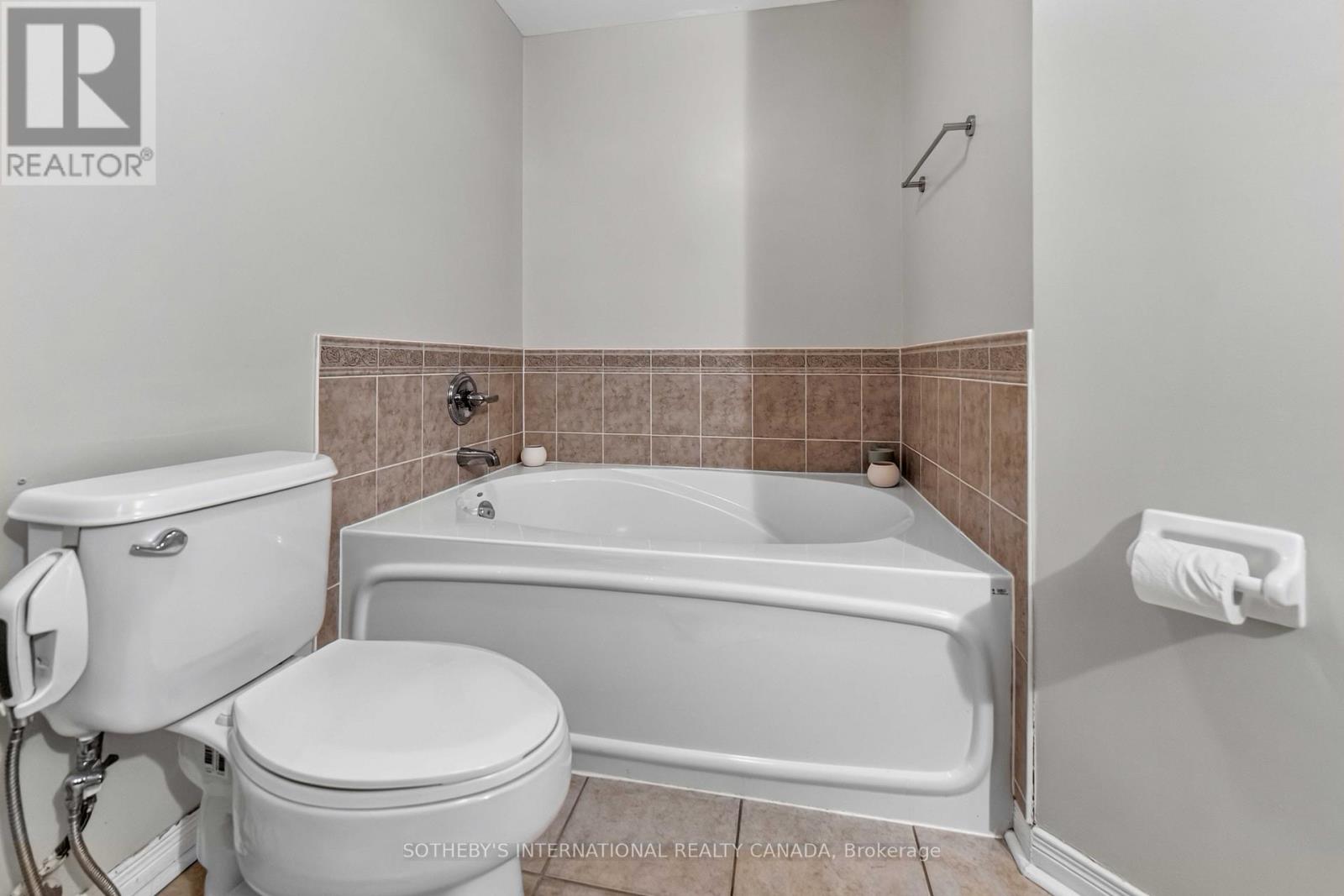 2 Bed, 2 Bath Apartment for Rent in Ottawa – 132 – 1512 WALKLEY ROAD, Ottawa – MLS# X13655634 - Image 15