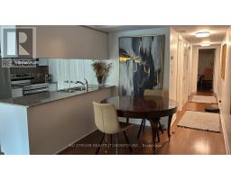 201 - 10 Brian Peck Crescent, Toronto, ON M4G4K4 Photo 11