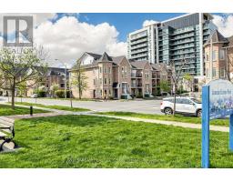 201 - 10 Brian Peck Crescent, Toronto, ON M4G4K4 Photo 21