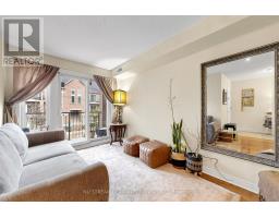 201 - 10 Brian Peck Crescent, Toronto, ON M4G4K4 Photo 7