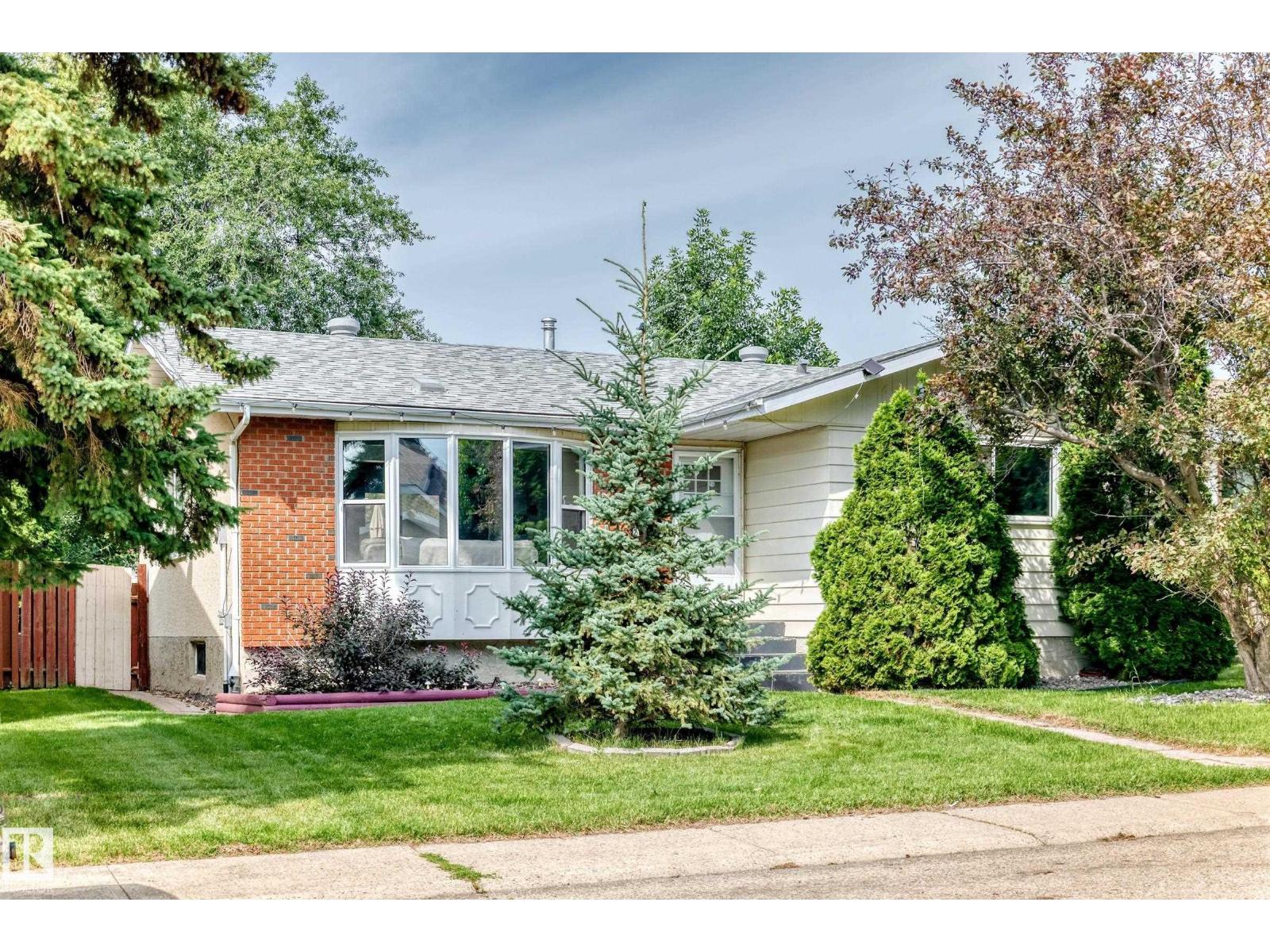 2112 36 ST NW, Daly Grove, Edmonton photo 1