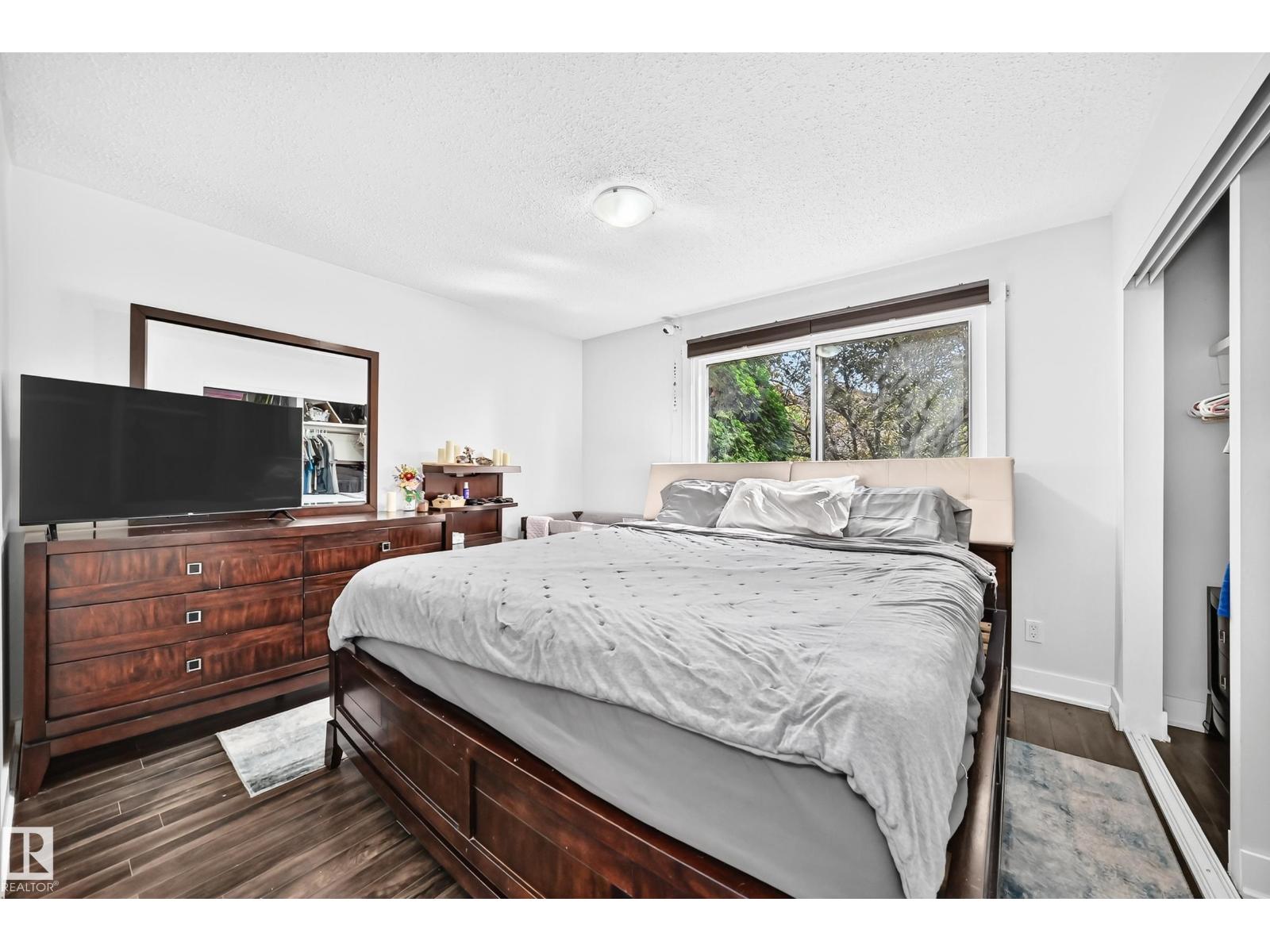 2112 36 ST NW - Image 11
