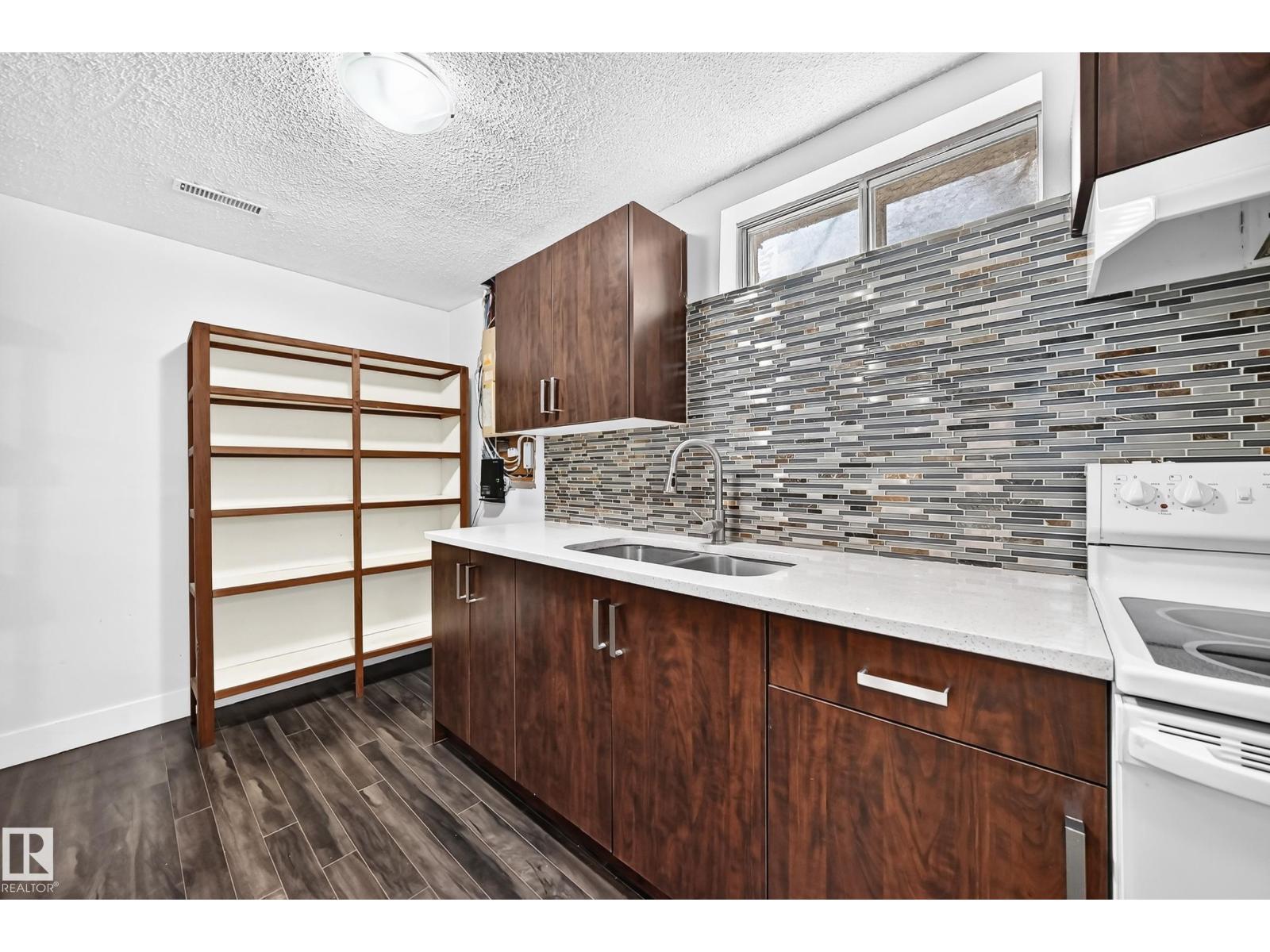 2112 36 ST NW - Image 19