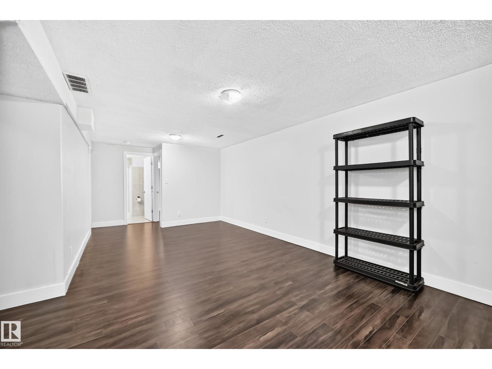 2112 36 ST NW - Image 20