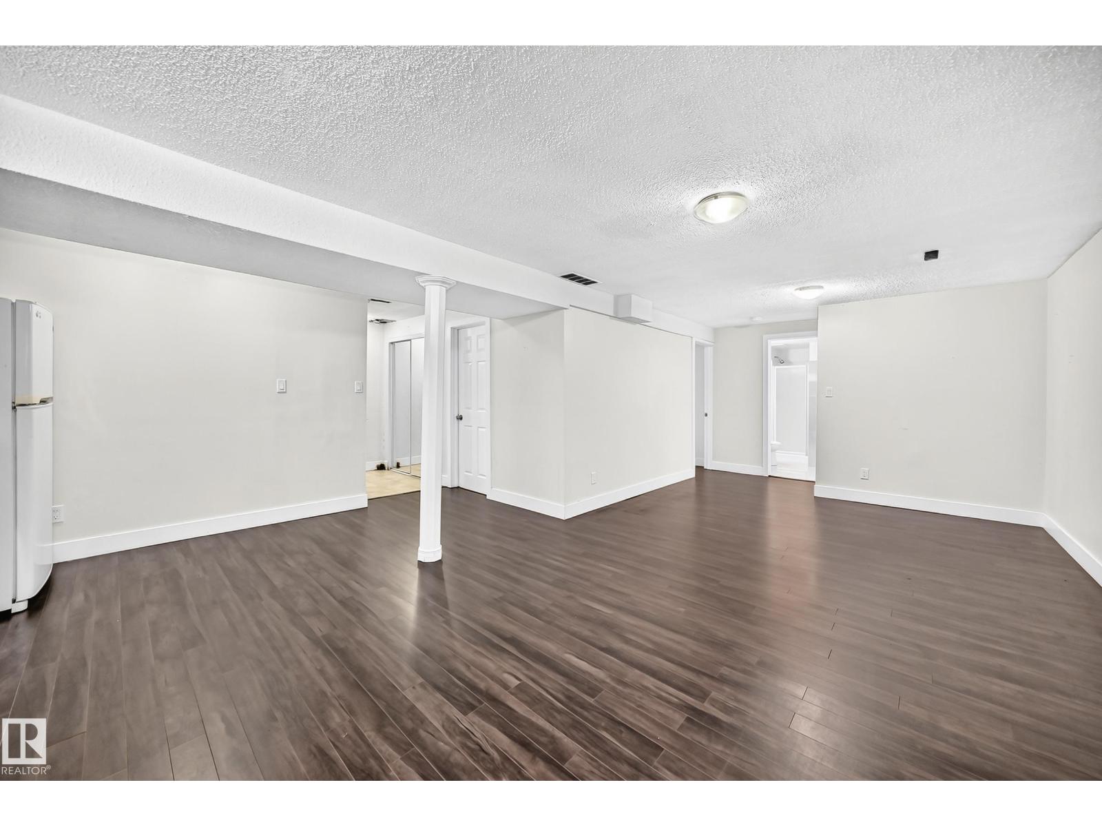 2112 36 ST NW - 21