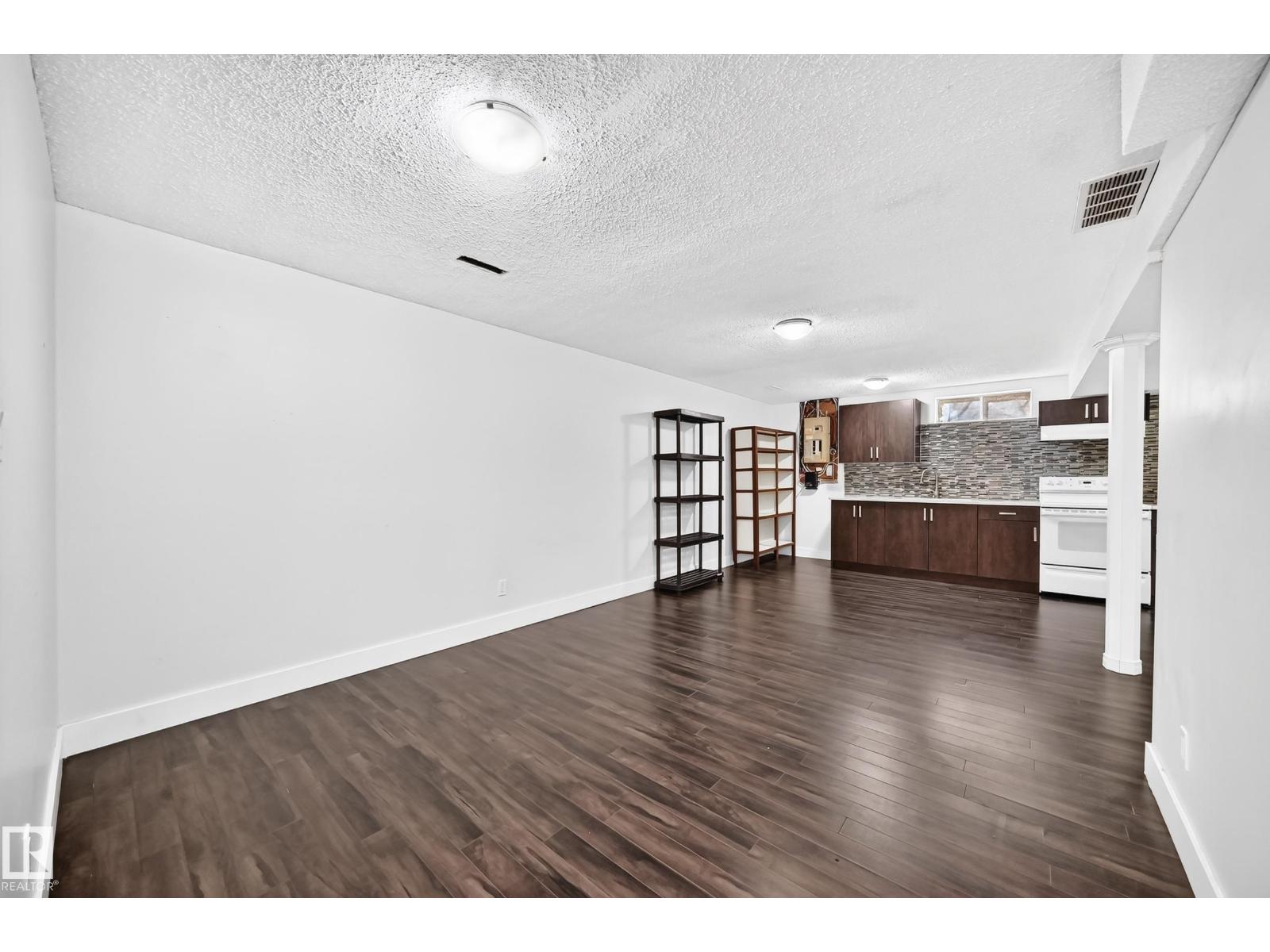 2112 36 ST NW - 22