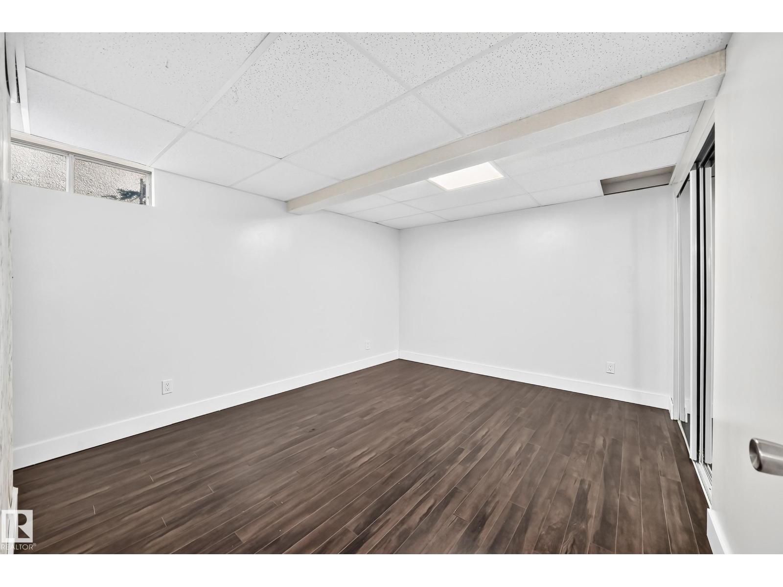 2112 36 ST NW - 23