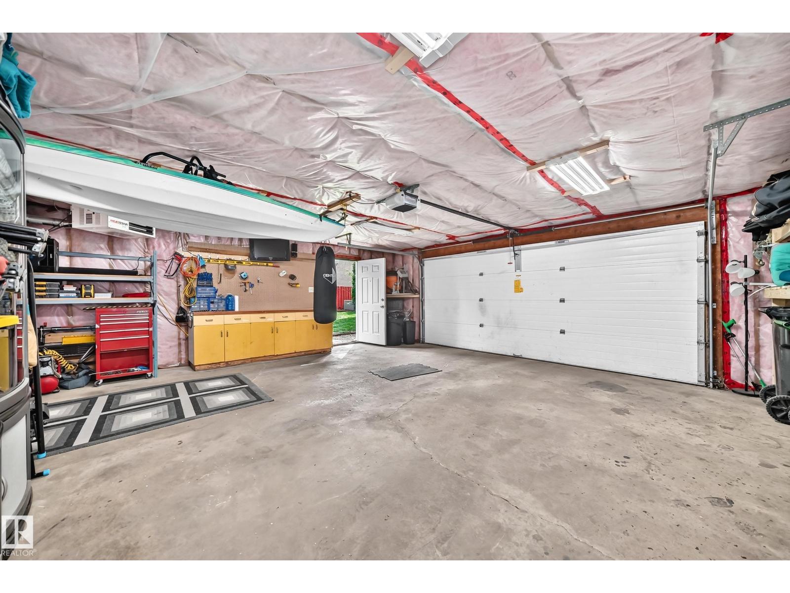 2112 36 ST NW - Image 31