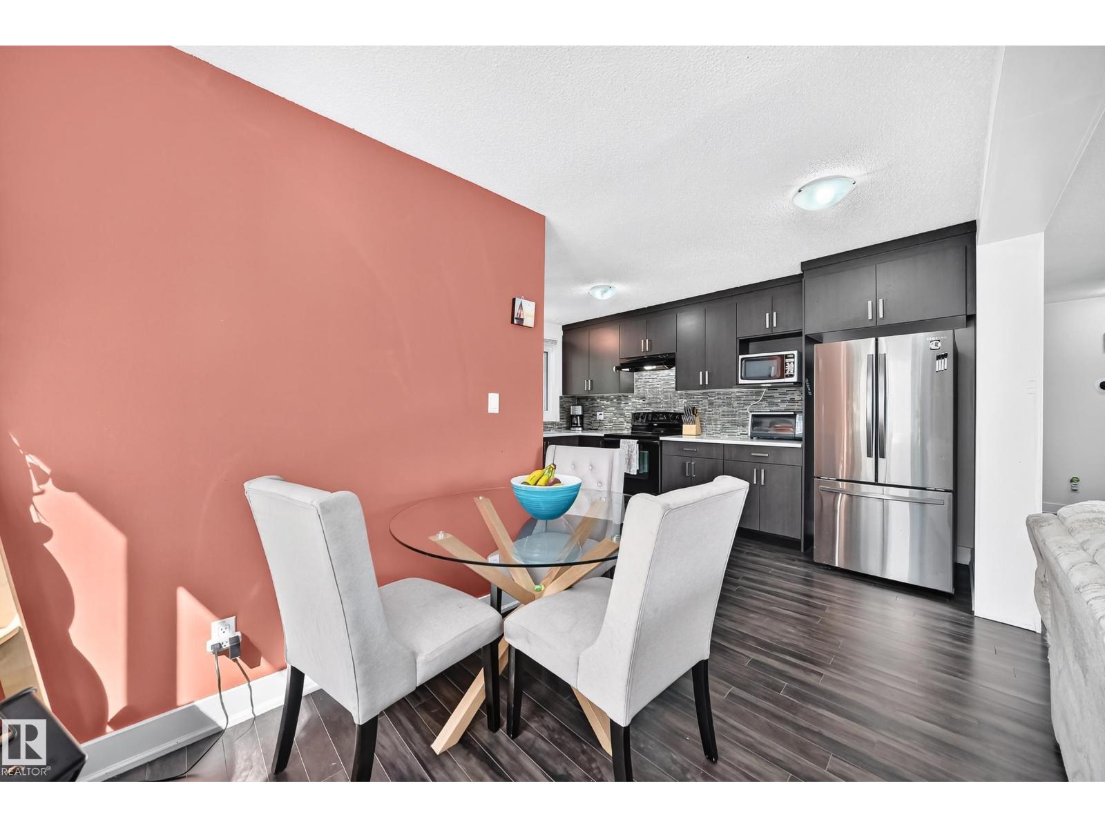2112 36 ST NW - 5