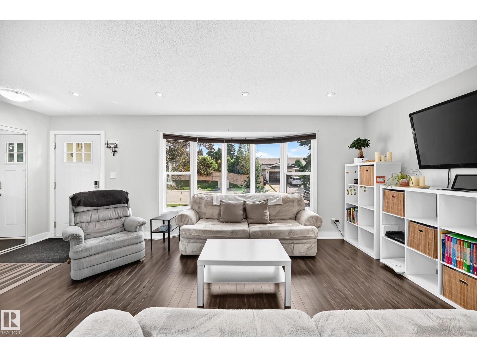 2112 36 ST NW - Image 8