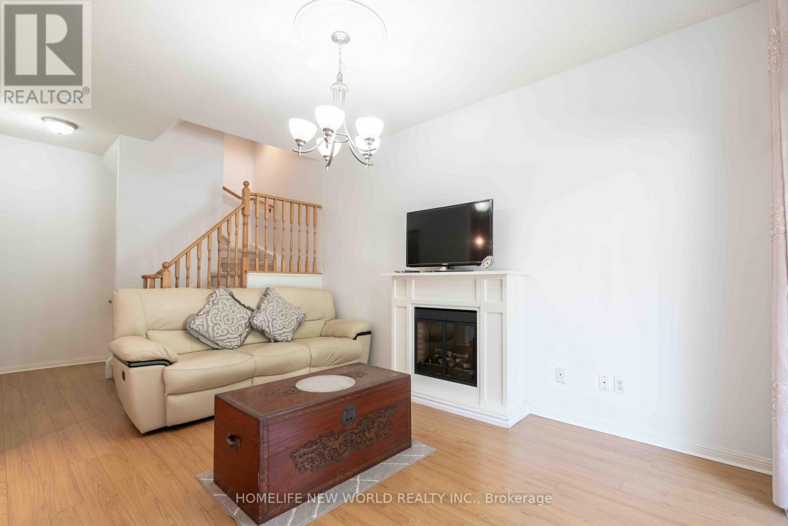 #12 21 ST. MORITZ WAY - Image 4