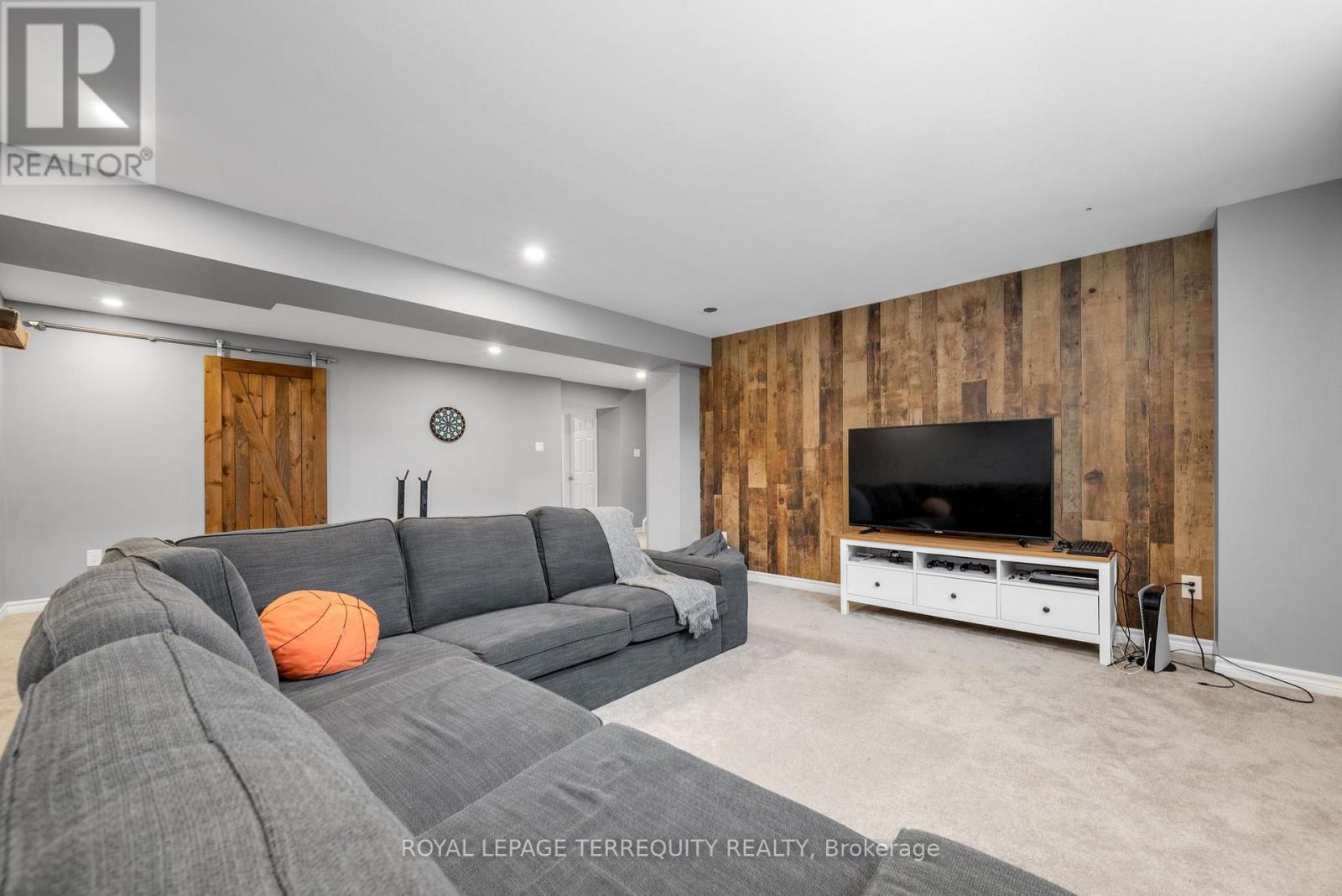 433 CALLISTO WAY - 34