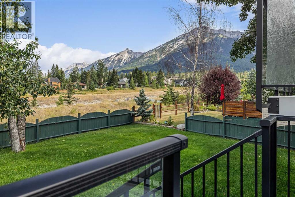 522 Grotto Road - 12