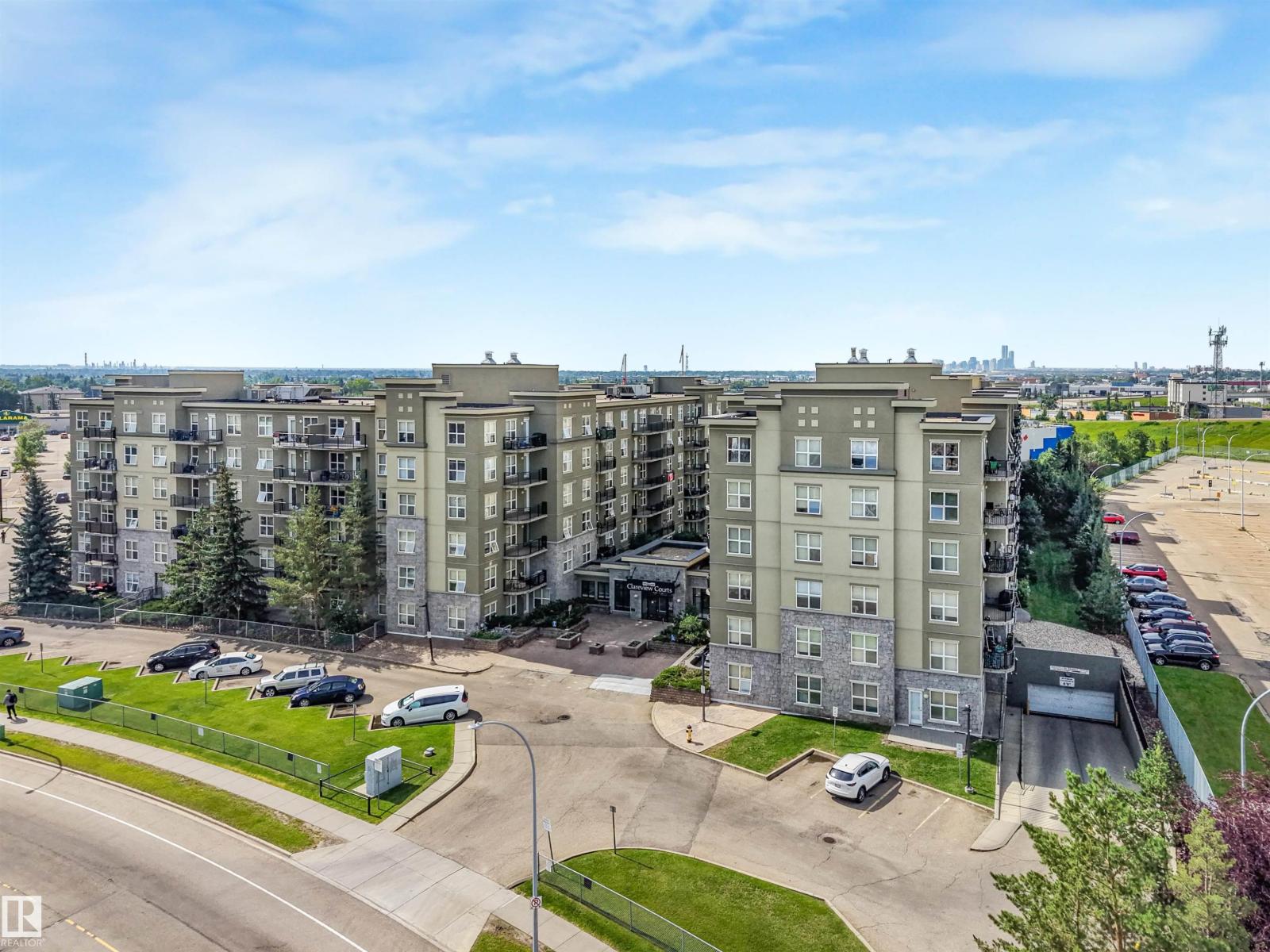 #2-208 4245 139 AV NW, Clareview Town Centre, Edmonton photo 2
