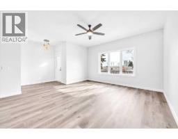 Kitchen - 1014 Limit Avenue, Crossfield, AB T0M0S0 Photo 6