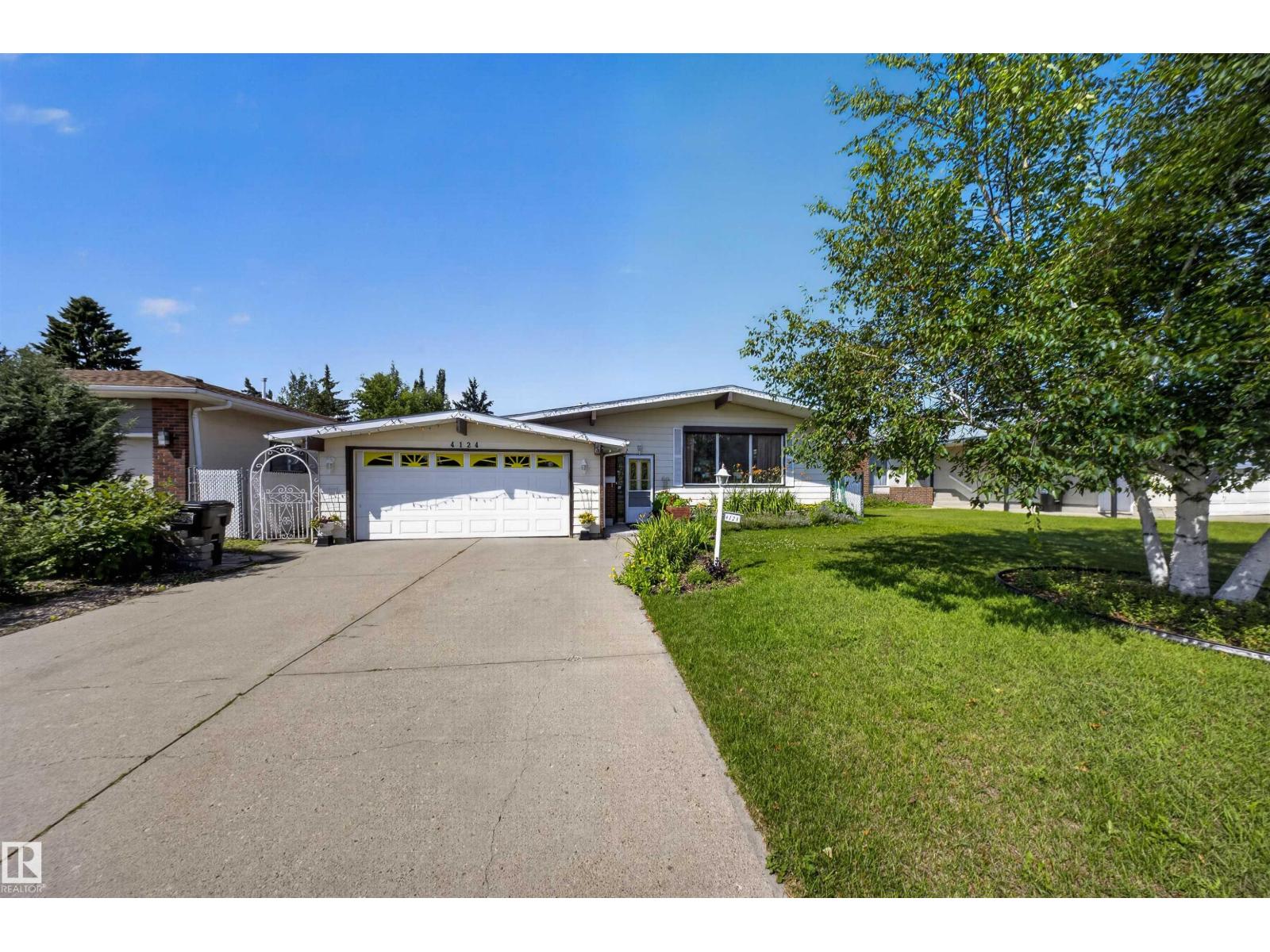4124 110 ST NW - 33
