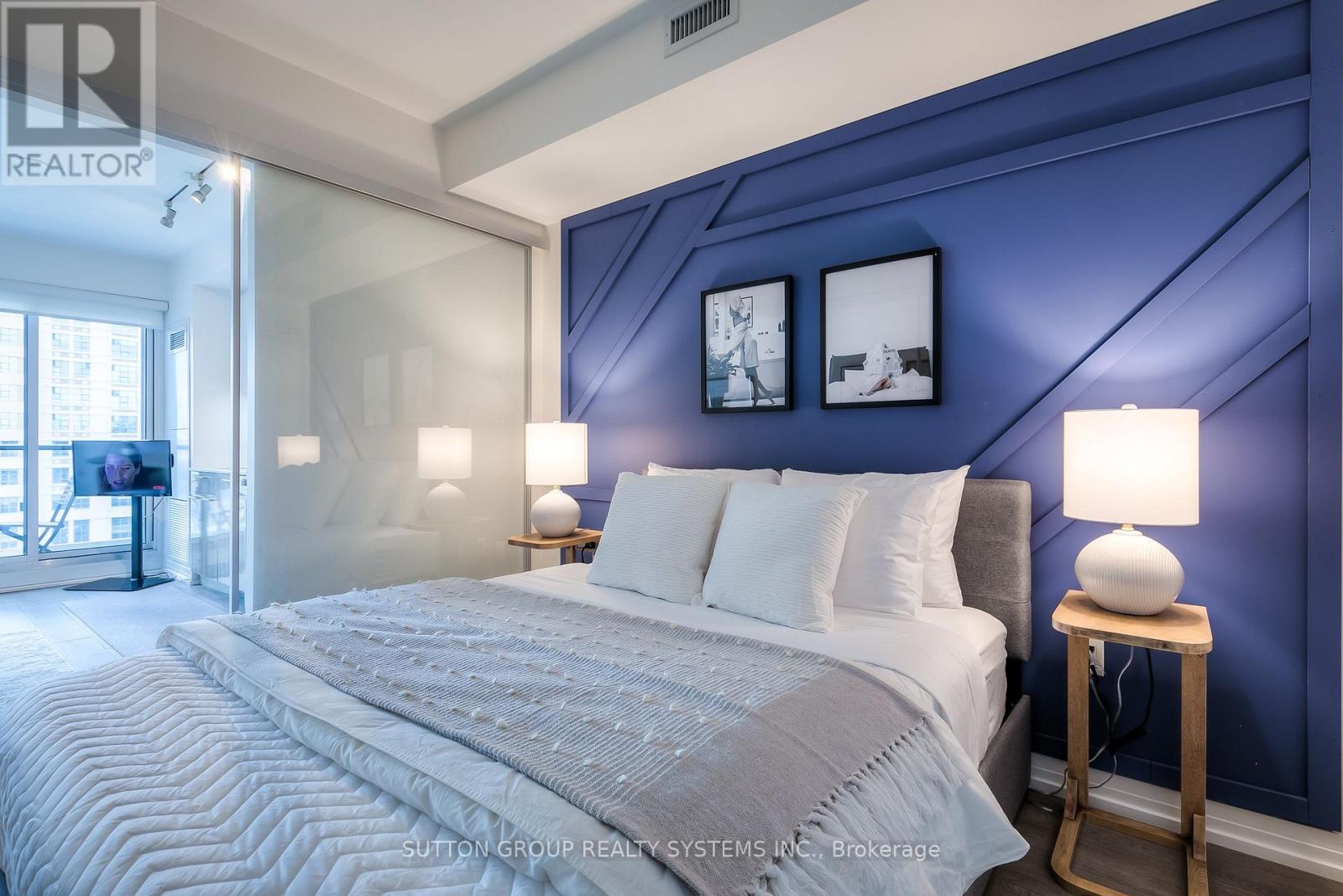 #731 251 JARVIS STREET - 14