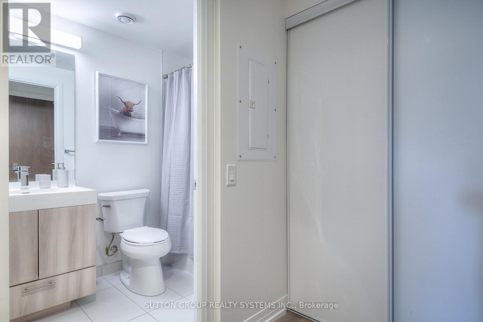 #731 251 JARVIS STREET - 23