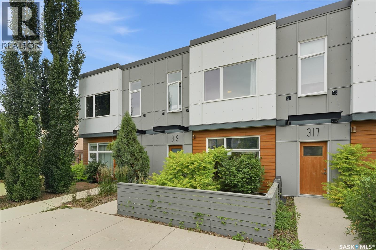 319 D AVENUE S, Saskatoon — photo 3
