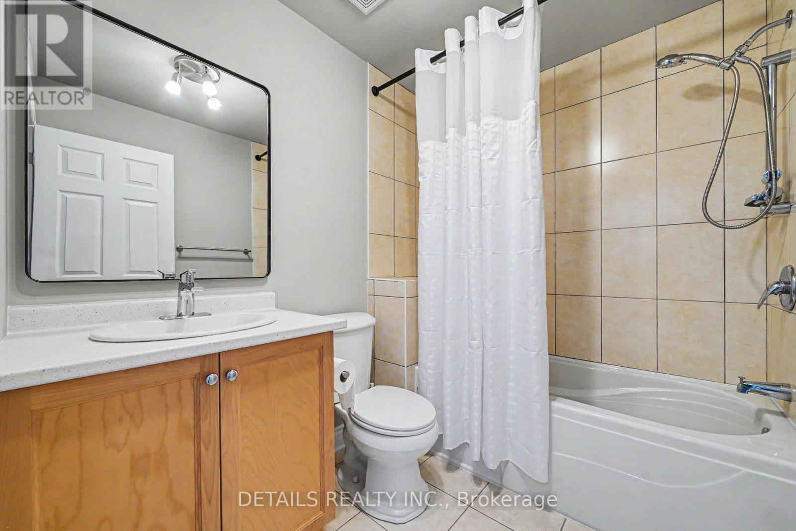 3 Bed, 3 Bath House for Sale in Ottawa – 261 PARKIN CIRCLE, Ottawa – MLS# X13655720 - Image 16