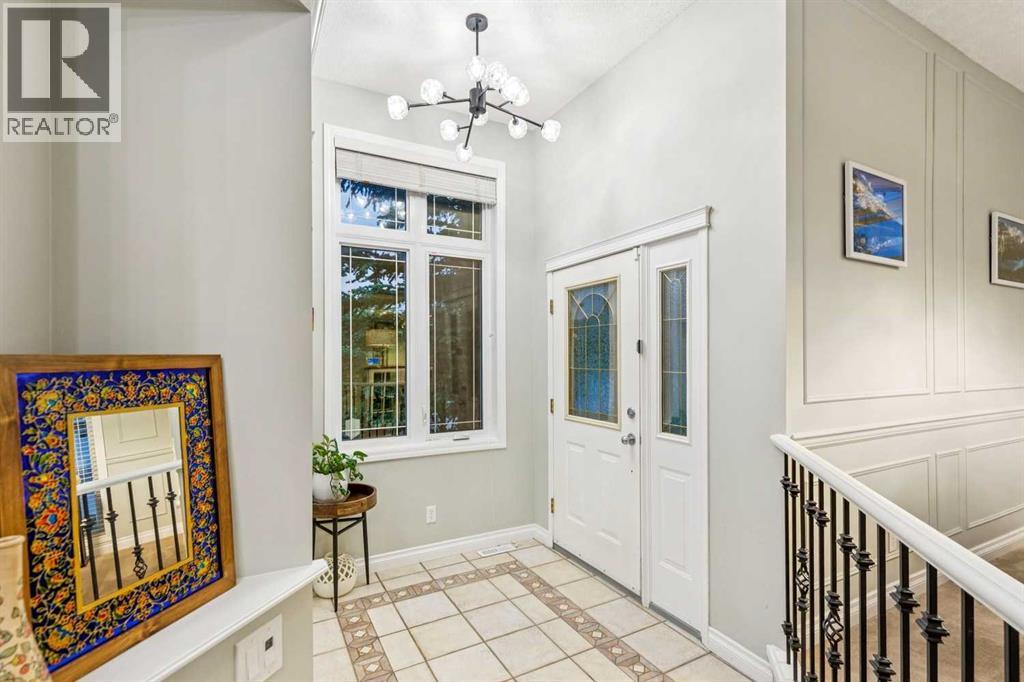 5 Royal Crest Terrace NW - 4