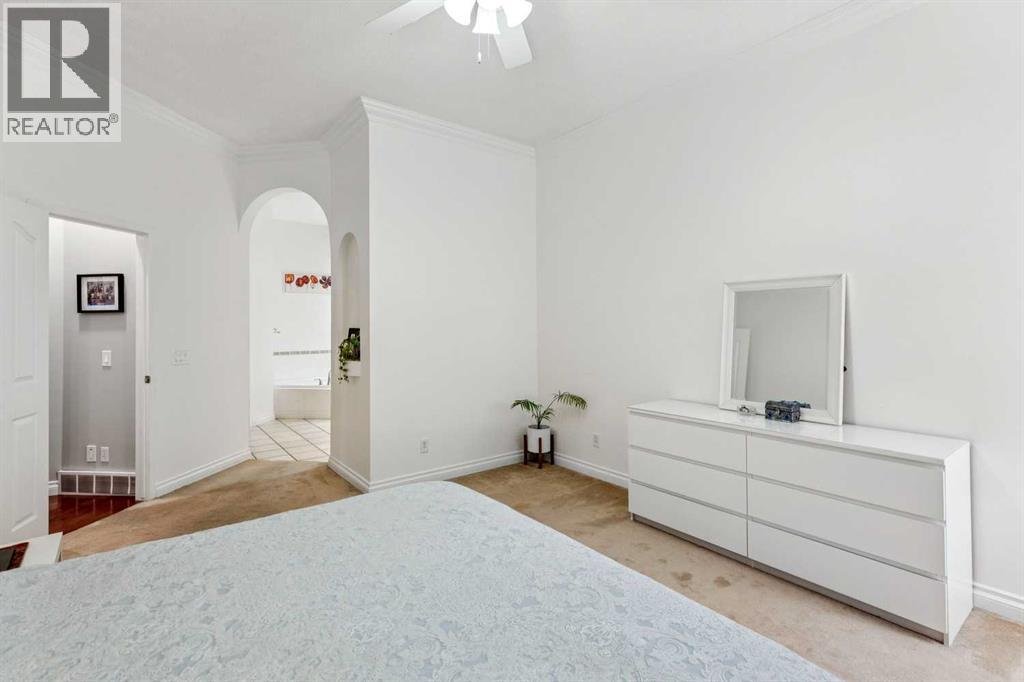 5 Royal Crest Terrace NW - 24