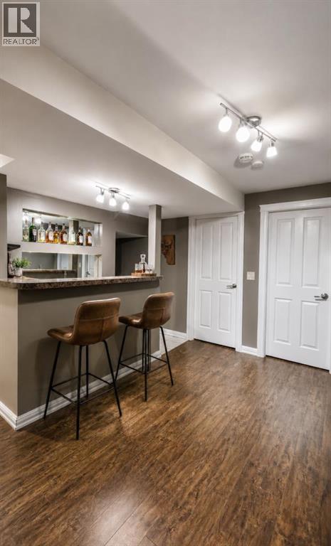 16 Canoe Close SW - Image 11