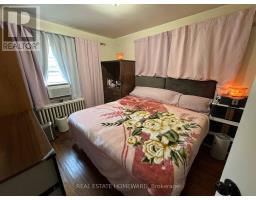 Main - 124 Glencrest Boulevard, Toronto, ON M4B1L8 Photo 9
