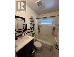 Main - 124 Glencrest Boulevard, Toronto, ON M4B1L8 Photo 7