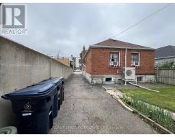 Main - 124 Glencrest Boulevard, Toronto, ON M4B1L8 Photo 10
