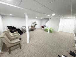 28 Fairview Drive, Winnipeg, MB R2C4V5 Photo 35