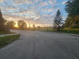 28 Fairview Drive, Winnipeg, MB R2C4V5 Photo 47