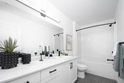 106 Roaming Ridge, Winnipeg, MB R3Y2N3 Photo 19